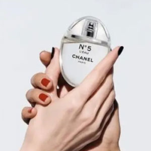 德国菲比商城：Chanel 香奈儿 2024夏季限定新品五号之水 50ml 54折€98，直邮含税到手约￥767元