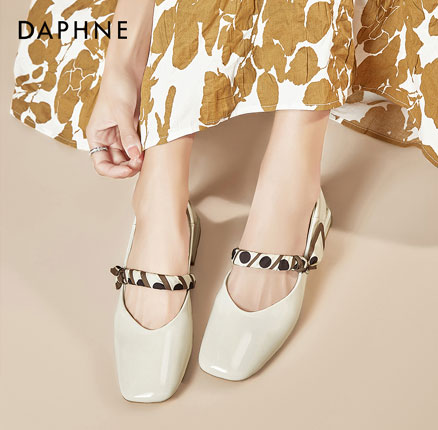 白菜！Daphne 达芙妮 春秋时尚单鞋合集 多款 券后￥59元起包邮